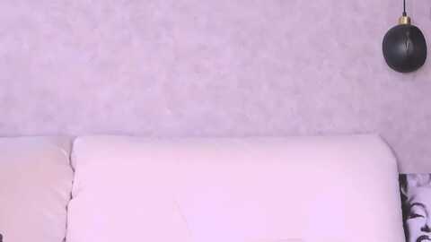 aloevera @ myfreecams on 20231105