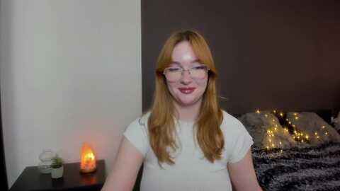 anafoxy @ myfreecams on 20231105