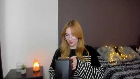 anafoxy @ myfreecams on 20231105