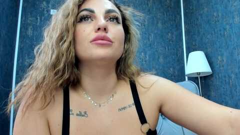 bo0ty_queen_ @ myfreecams on 20231105
