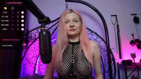 cyberxgoddess @ myfreecams on 20231105