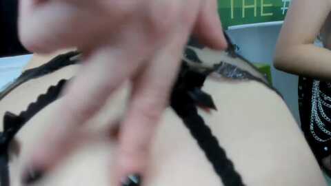 isabelle_babe @ myfreecams on 20231105