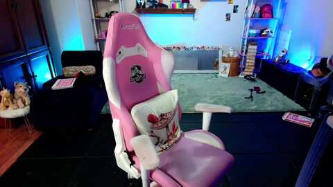 jesswhitmore @ myfreecams on 20231105