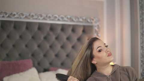 kellymathews @ myfreecams on 20231105