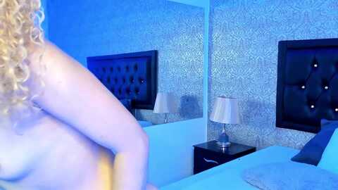 kendra_axl10 @ myfreecams on 20231105