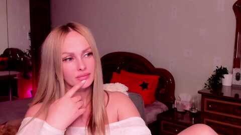 libby_nora @ myfreecams on 20231105