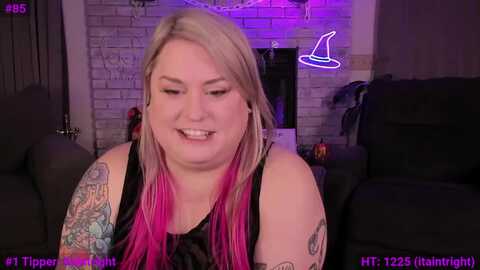 mari_jae @ myfreecams on 20231105