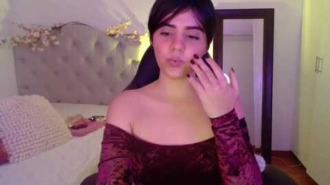 miacollins1x @ myfreecams on 20231105