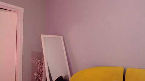 missshymira @ myfreecams on 20231105