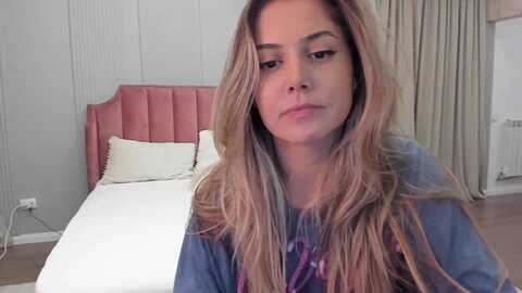 nelliecutest @ myfreecams on 20231105