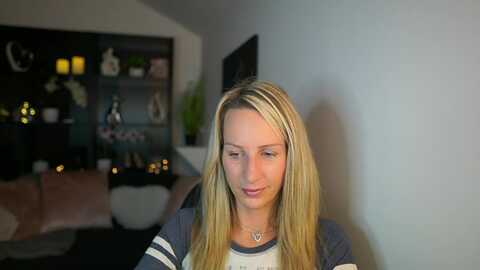 nikki__sexx__ @ myfreecams on 20231105