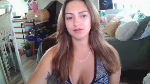 sexylexi211 @ myfreecams on 20231105