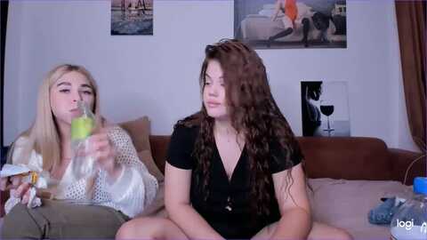 stefaninell @ myfreecams on 20231105