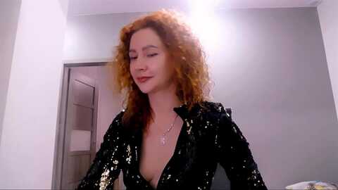 xeniamilf @ myfreecams on 20231105