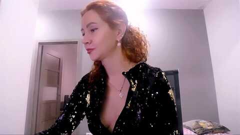 xeniamilf @ myfreecams on 20231105