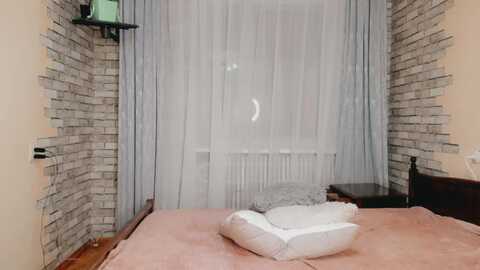 ambri_lili @ myfreecams on 20231106