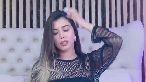 clairejenner @ myfreecams on 20231106