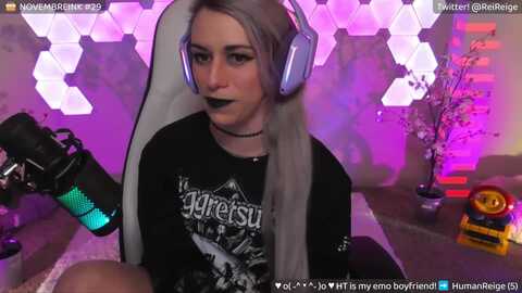 emogf @ myfreecams on 20231106