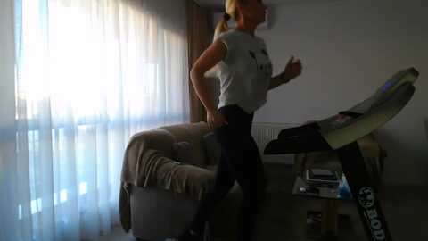 hrystina_ @ myfreecams on 20231106