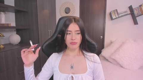 iris_westt @ myfreecams on 20231106