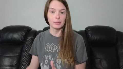 ivorysunday @ myfreecams on 20231106