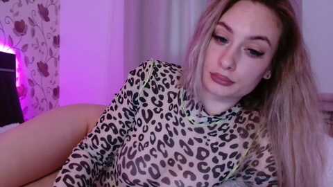 lovely_bellaa @ myfreecams on 20231106