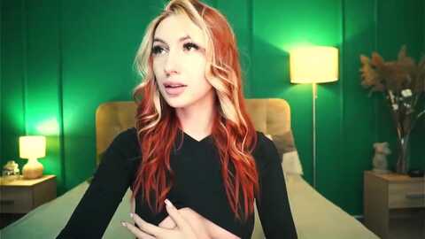 lovelygin @ myfreecams on 20231106