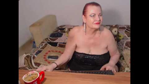 lucillexxx @ myfreecams on 20231106