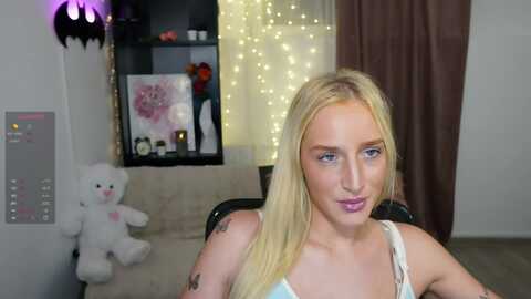 nicoletteshea @ myfreecams on 20231106