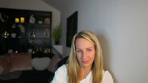 nikki__sexx__ @ myfreecams on 20231106