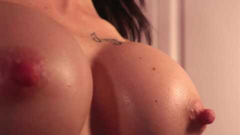 skinnymaya @ myfreecams on 20231106