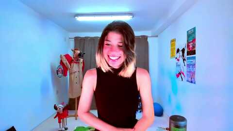 agostinha_red @ myfreecams on 20231107