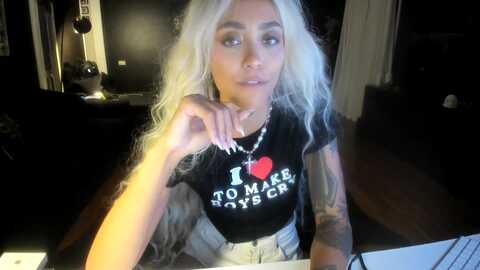 cinnamon @ myfreecams on 20231107