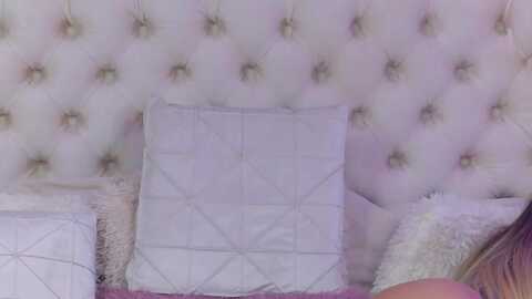 clairejenner @ myfreecams on 20231107