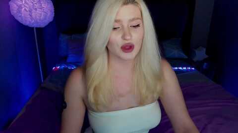 cocosecretss @ myfreecams on 20231107