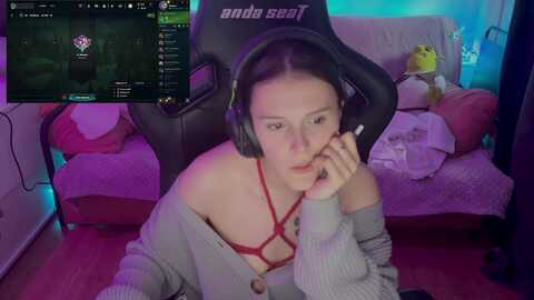 crybabykys @ myfreecams on 20231107