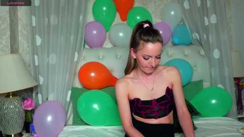 erikadawn @ myfreecams on 20231107