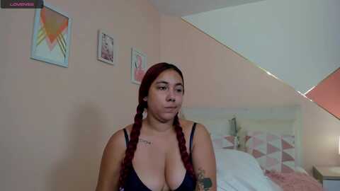 giaelliot @ myfreecams on 20231107