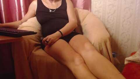 katesquirts @ myfreecams on 20231107