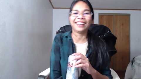 littlekai2023 @ myfreecams on 20231107