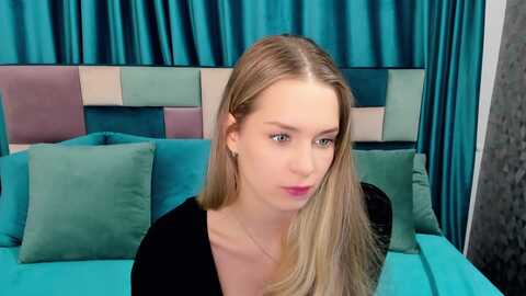 miramauer @ myfreecams on 20231107