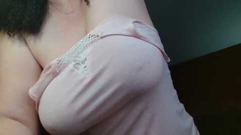 mishakiss34 @ myfreecams on 20231107