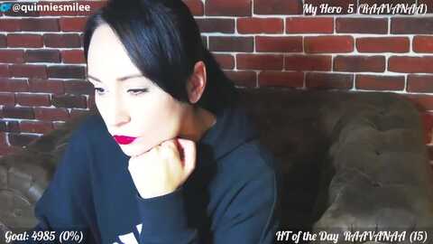 quinniesmile @ myfreecams on 20231107