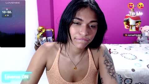 samanta_simur @ myfreecams on 20231107