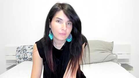 siouxprincess @ myfreecams on 20231107