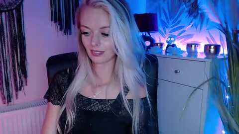 time4valerie @ myfreecams on 20231107