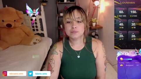 valeriesaenz1 @ myfreecams on 20231107
