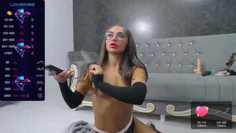 vanesasimon @ myfreecams on 20231107