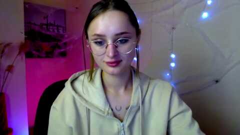 alis_saa @ myfreecams on 20231108