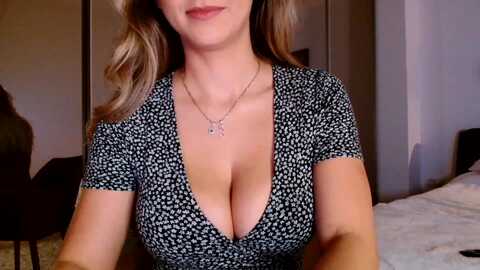 ana_rose @ myfreecams on 20231108